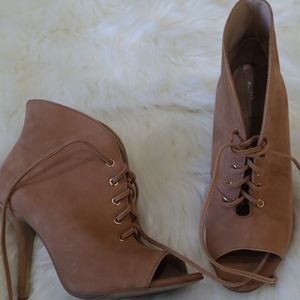 Aldo tan heels